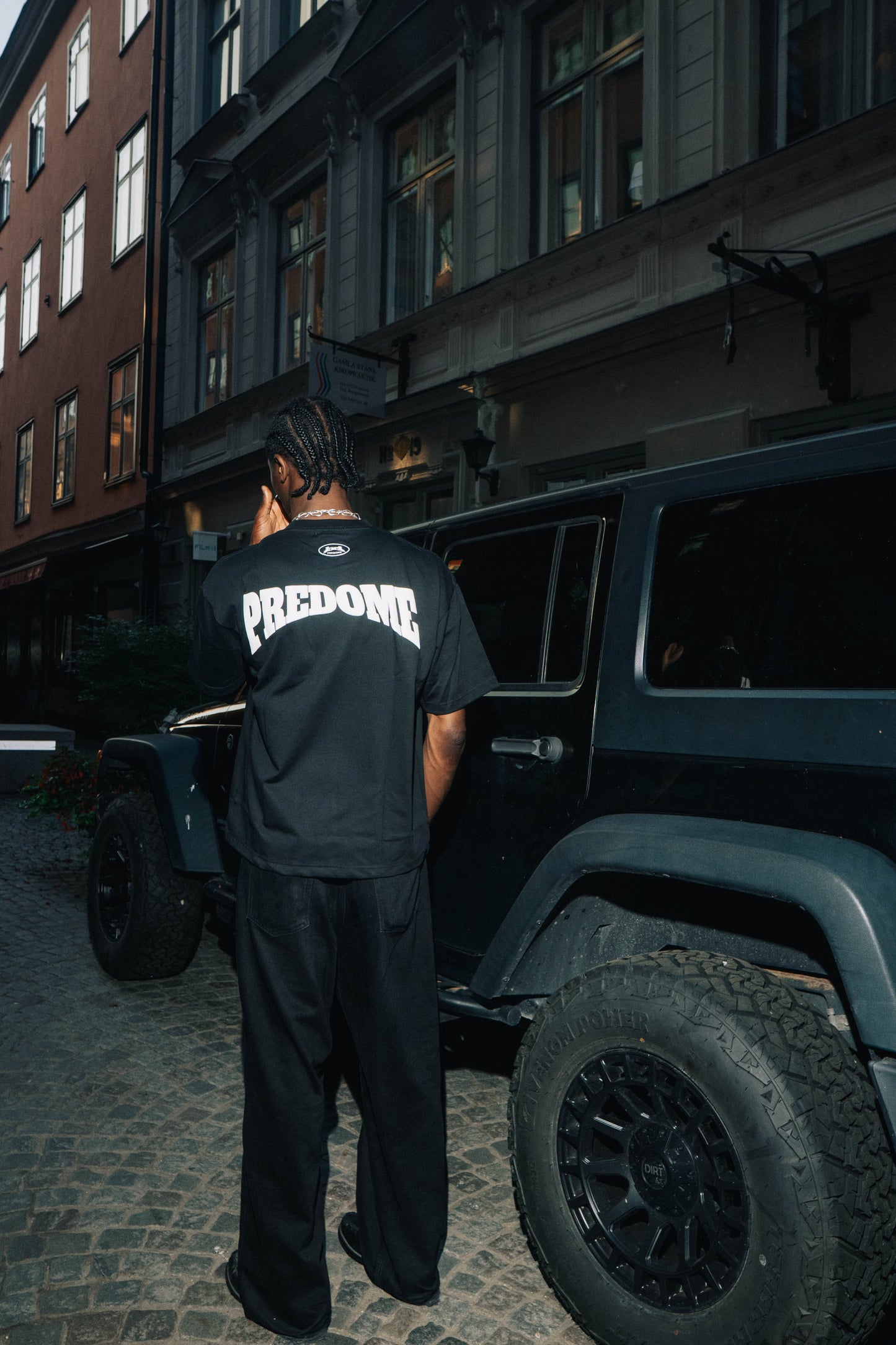 PREDOME TEE